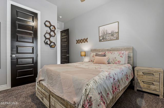 1797 SIDESADDLE Drive, El Paso, TX 79911