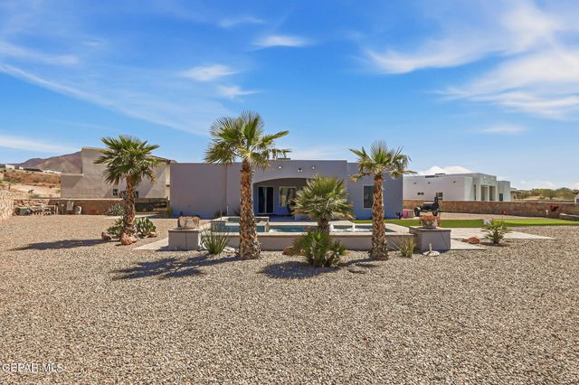 1797 SIDESADDLE Drive, El Paso, TX 79911