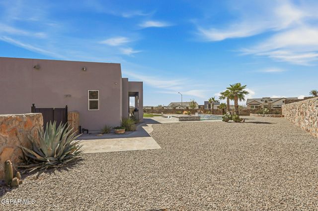 1797 SIDESADDLE Drive, El Paso, TX 79911