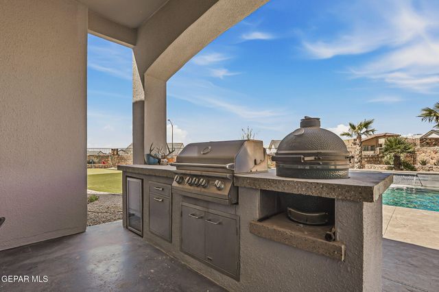 1797 SIDESADDLE Drive, El Paso, TX 79911