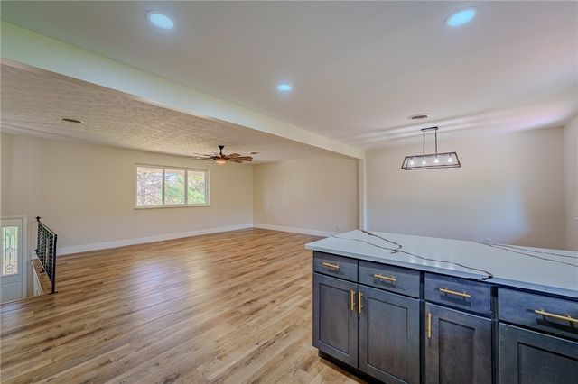 5640 Winshire Terrace, Sugarcreek Twp, OH 45440