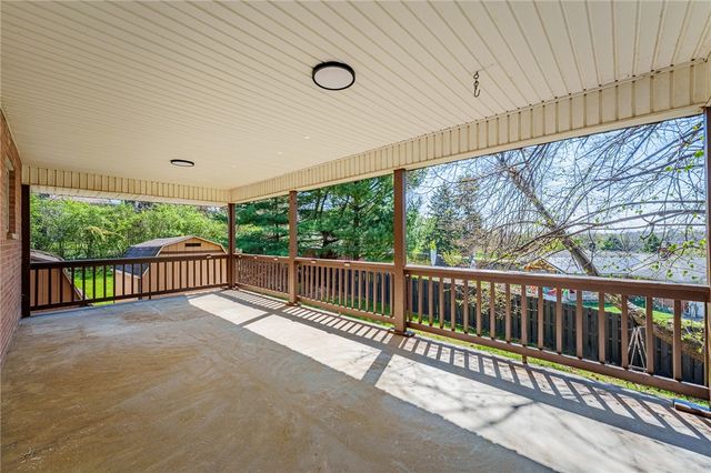 5640 Winshire Terrace, Sugarcreek Twp, OH 45440