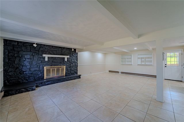 5640 Winshire Terrace, Sugarcreek Twp, OH 45440