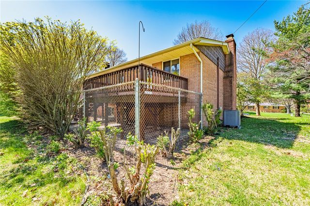 5640 Winshire Terrace, Sugarcreek Twp, OH 45440