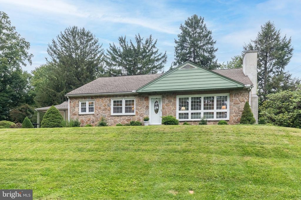1392 E BOOT RD, WEST CHESTER, PA 19380 — exterior