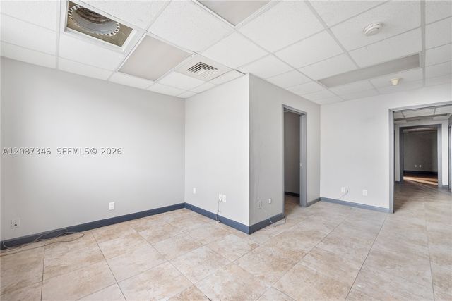 1050 E 24th St, Hialeah, FL 33013