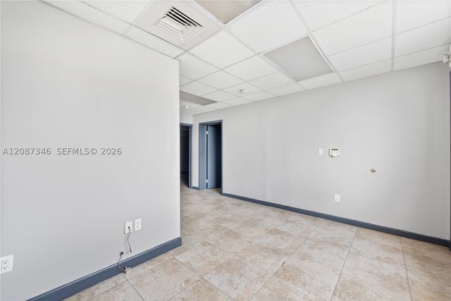 1050 E 24th St, Hialeah, FL 33013