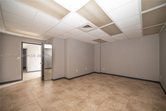 1050 E 24th St, Hialeah, FL 33013