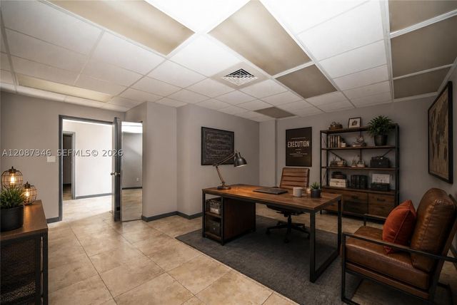 1050 E 24th St, Hialeah, FL 33013