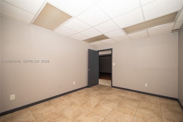 1050 E 24th St, Hialeah, FL 33013