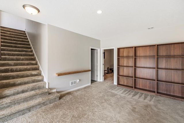 9029 Jade Circle N, Lake Elmo, MN 55042