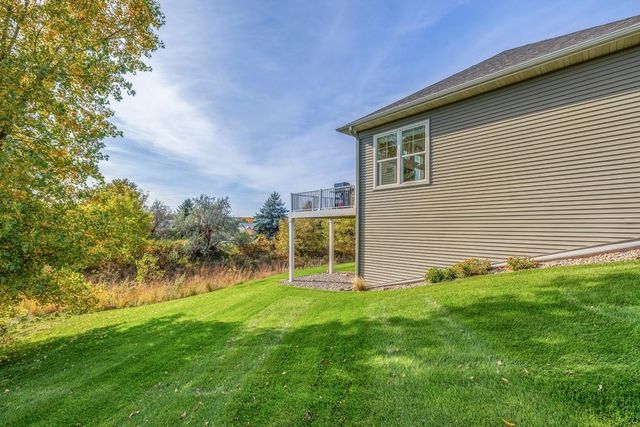 9029 Jade Circle N, Lake Elmo, MN 55042