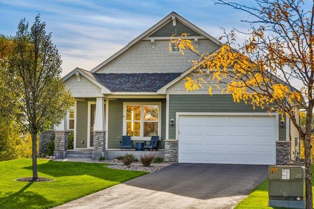 9029 Jade Circle N, Lake Elmo, MN 55042