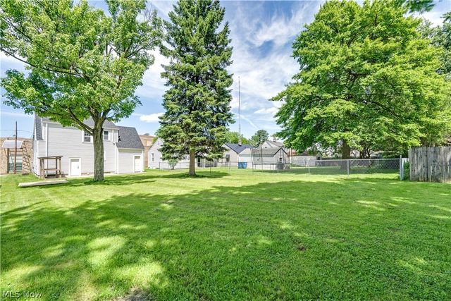 202 Morrison Street, Struthers, OH 44471
