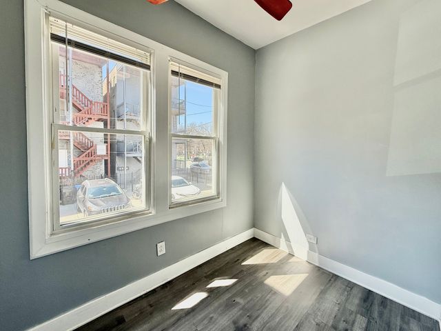 2947 W Cortland Street, Chicago, IL 60647