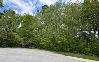 2610 W Donegal Court, Bloomington, IN 47404