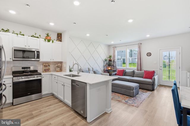 53 ELLIOT LN, Westampton, NJ 08060