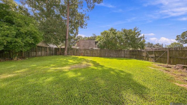 58185 Labauve Ave, Plaquemine, LA 70764