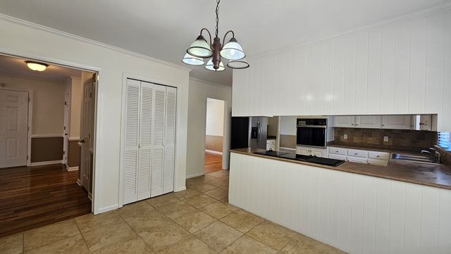 1183 Country Club Dr, Ozark, AL 36360