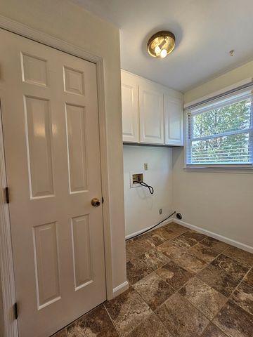 1183 Country Club Dr, Ozark, AL 36360