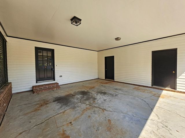 1183 Country Club Dr, Ozark, AL 36360