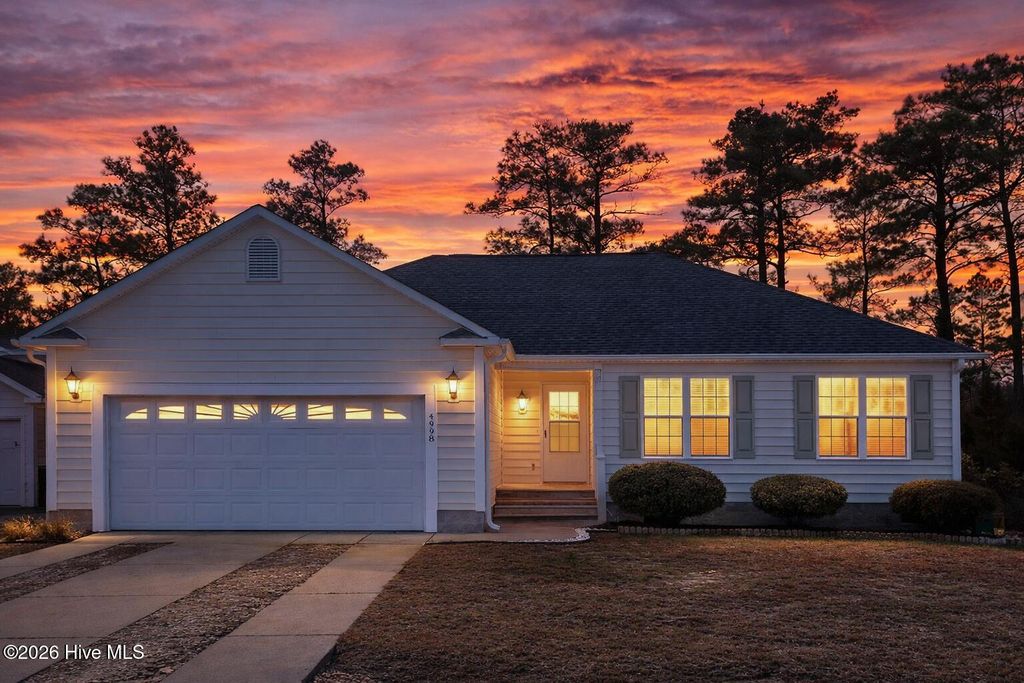 4998 N Hampton Drive SE, Boiling Spring Lakes, NC 28461