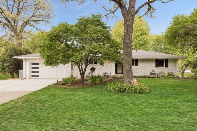 16300 Highwood Drive, Minnetonka, MN 55345