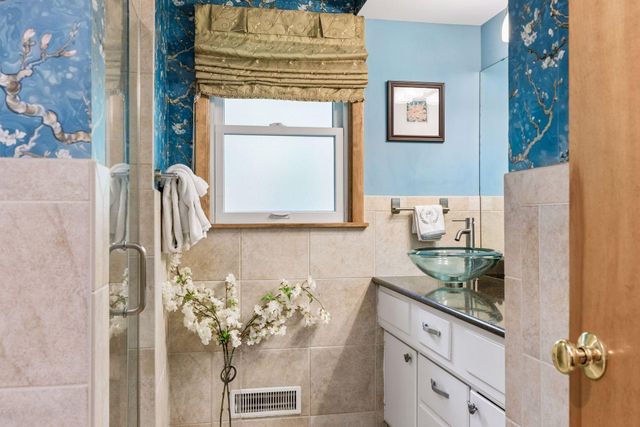 16300 Highwood Drive, Minnetonka, MN 55345