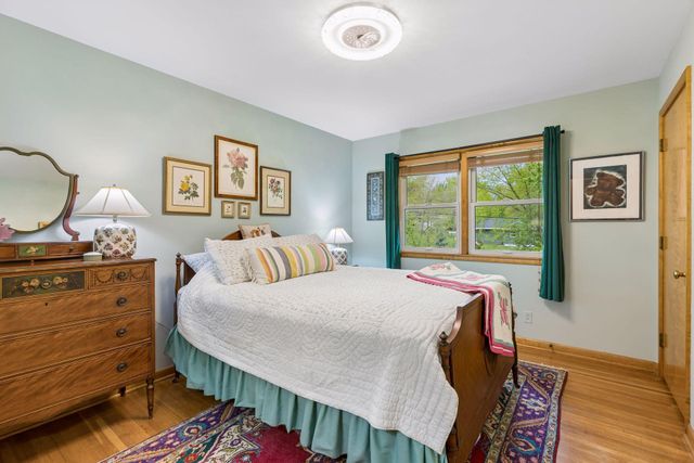 16300 Highwood Drive, Minnetonka, MN 55345