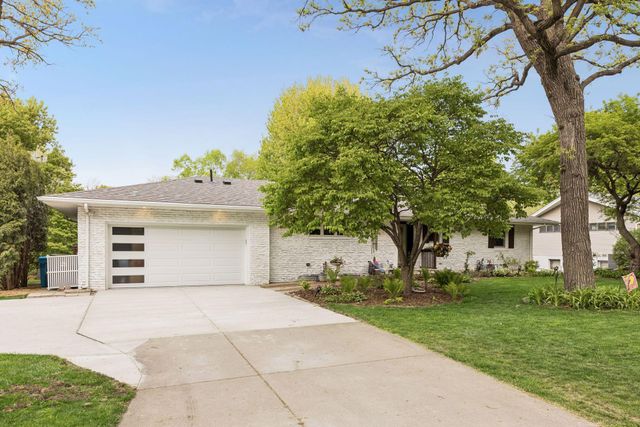 16300 Highwood Drive, Minnetonka, MN 55345