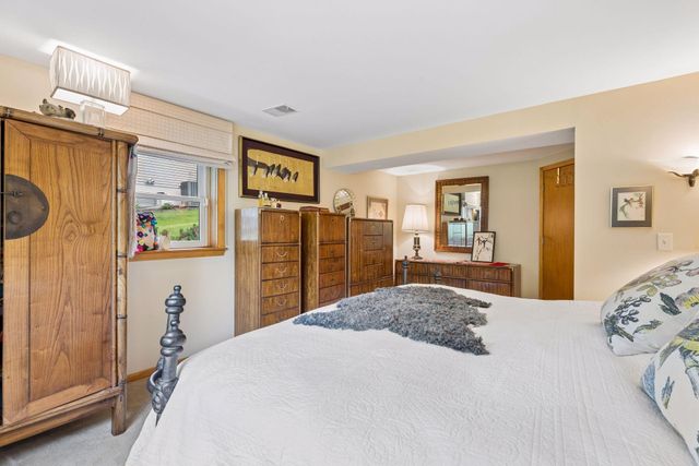 16300 Highwood Drive, Minnetonka, MN 55345