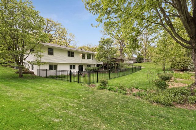 16300 Highwood Drive, Minnetonka, MN 55345