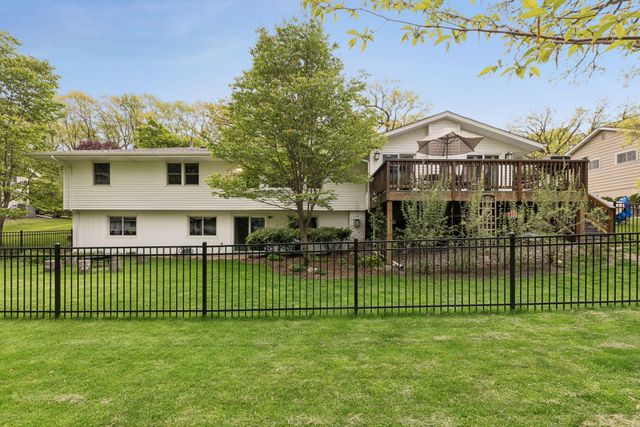 16300 Highwood Drive, Minnetonka, MN 55345