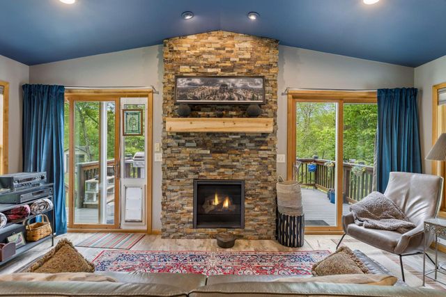 16300 Highwood Drive, Minnetonka, MN 55345