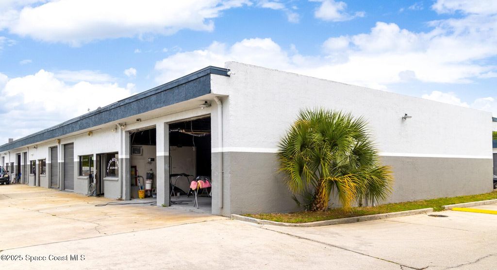 4165 Dow Road, M, Melbourne, FL 32934