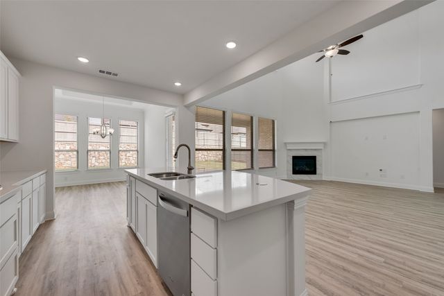 409 Cottontail Lane, Northlake, TX 76247