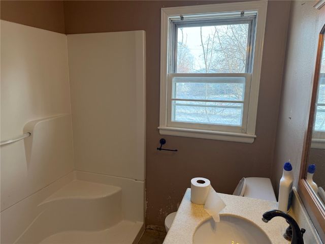 508 S Market Street, Solon, IA 52333