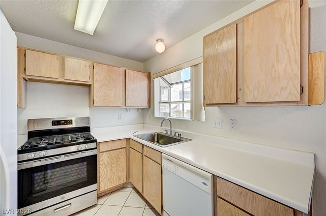 694 Anne Lane 694, Henderson, NV 89015