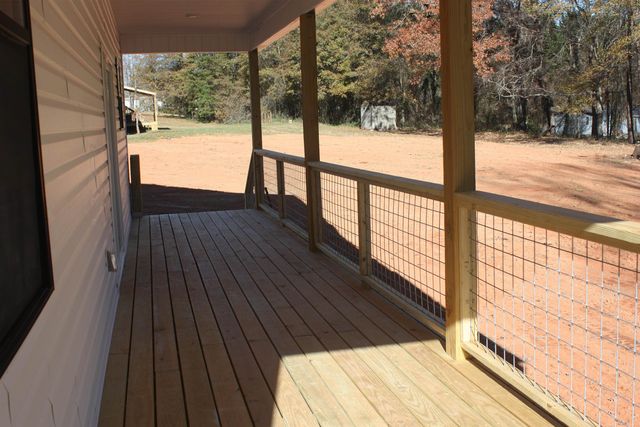 147 Highland Hills Drive, Campobello, SC 29322