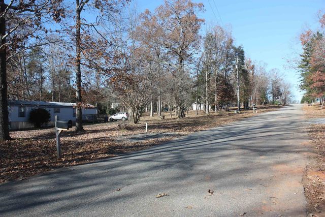 147 Highland Hills Drive, Campobello, SC 29322