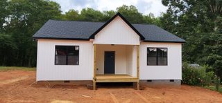 147 Highland Hills Drive, Campobello, SC 29322