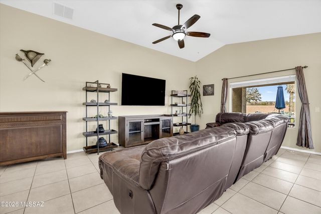 873 E Spring Water Canyon Drive, Sahuarita, AZ 85629