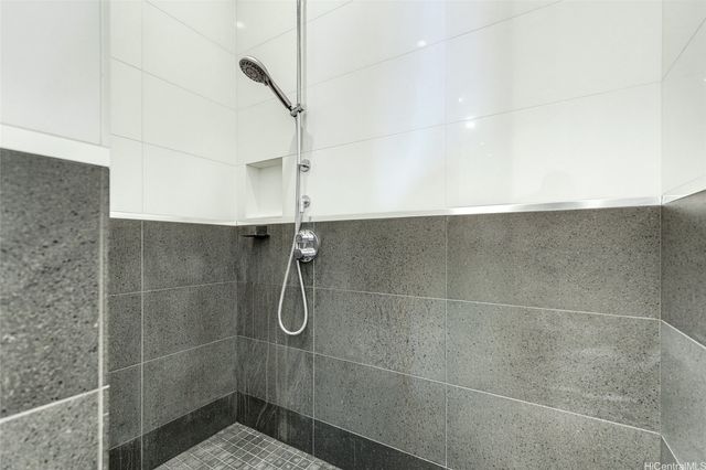 1108 Auahi Street 3305, Honolulu, HI 96814