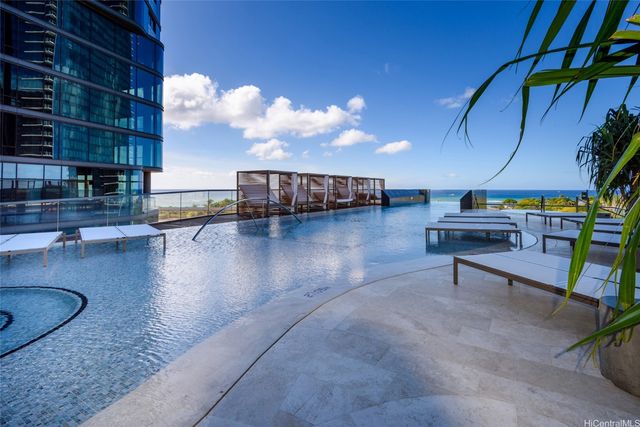 1108 Auahi Street 3305, Honolulu, HI 96814