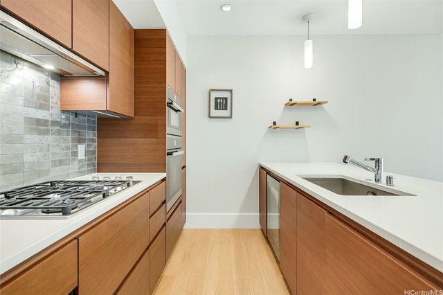 1108 Auahi Street 3305, Honolulu, HI 96814