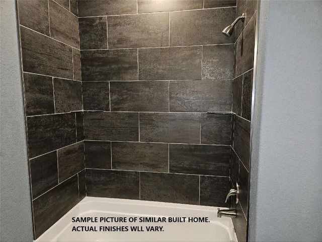 19 Exminster Lane, Bella Vista, AR 72714