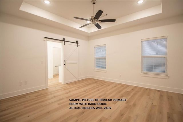 19 Exminster Lane, Bella Vista, AR 72714