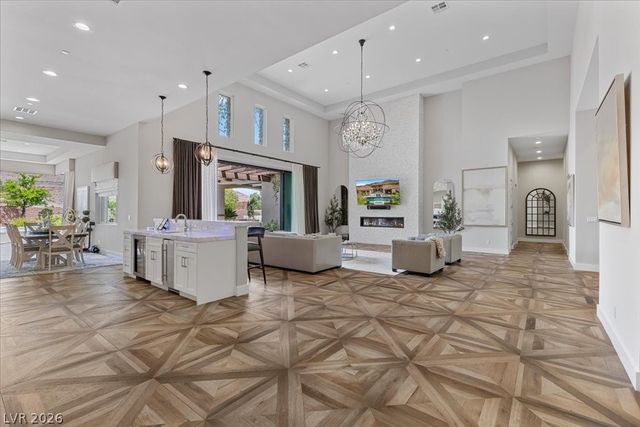 4 Cottonwood Canyon Court, Las Vegas, NV 89141