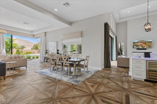 4 Cottonwood Canyon Court, Las Vegas, NV 89141