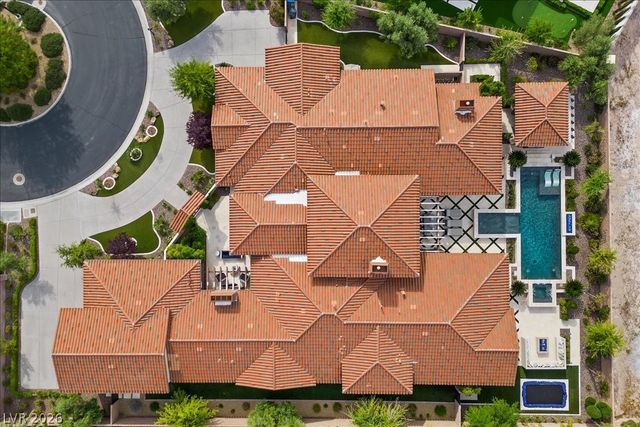 4 Cottonwood Canyon Court, Las Vegas, NV 89141